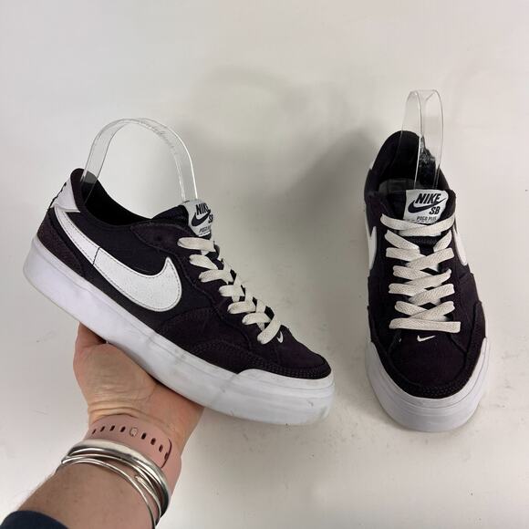 Nike SB Zoom Pogo Cave women's size 6.5 purple white athletic skate sneakers - Picture 1 of 12